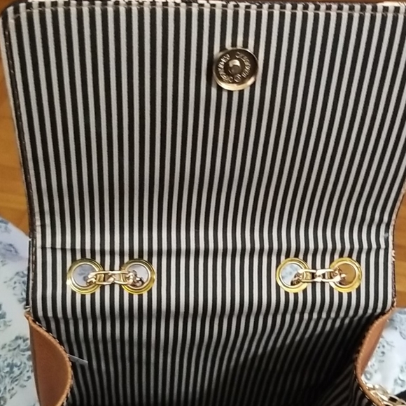 $30.00 - Picture 3 of 8